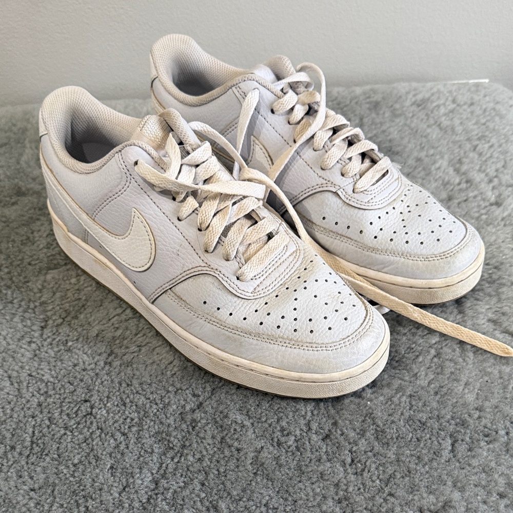 Nike Court Vision Low